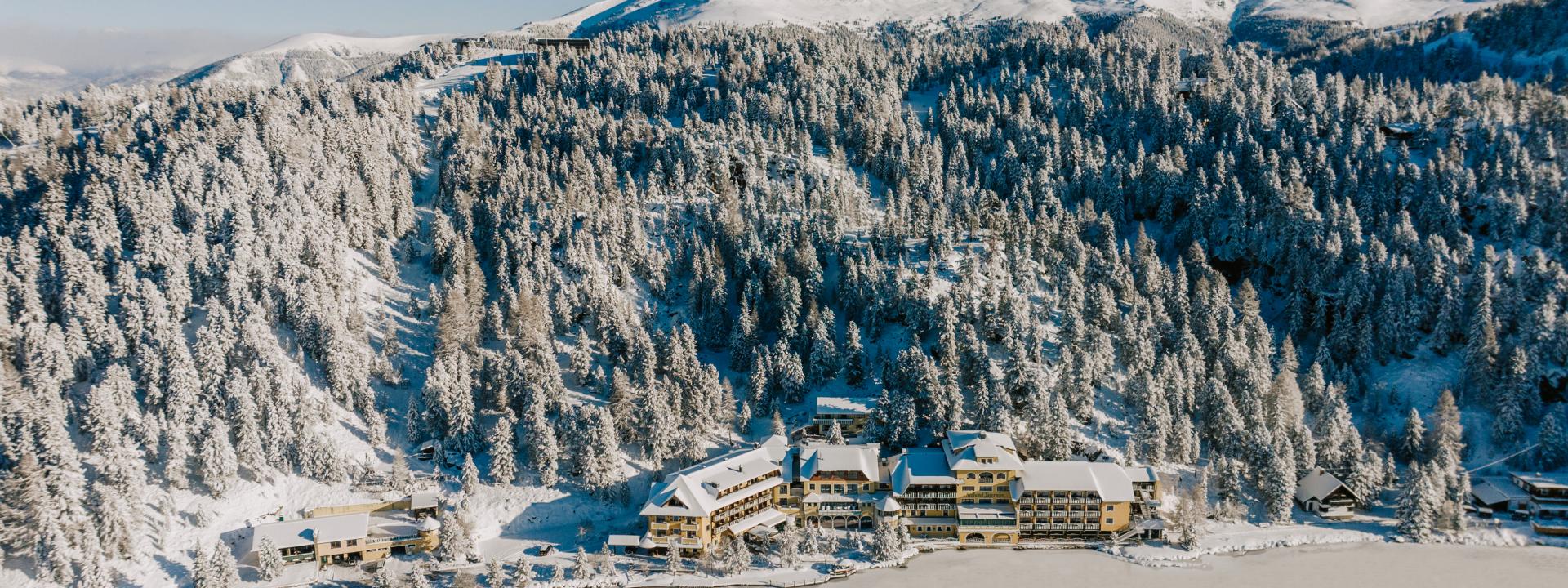 Jägerwirt-Panorama-Winteransicht-1 (c) WKM